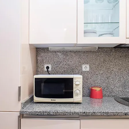 Rh Charming Sao Victor Apartment *