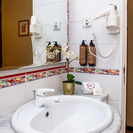 Rh Charming Sao Victor Apartment