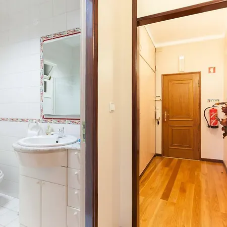 Rh Charming Sao Victor Apartment *